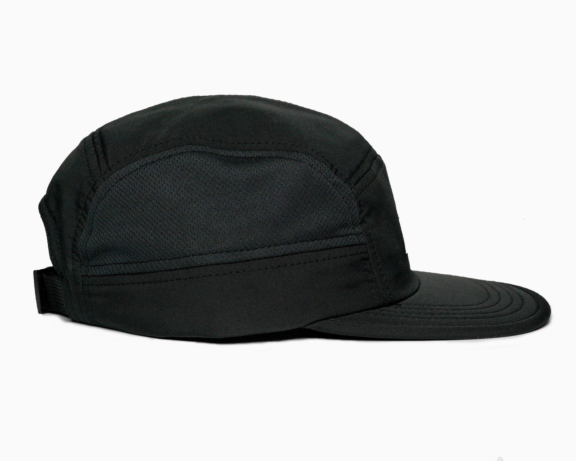 Pēsu black lightweight performance 8 panel cap with breathable mesh panels, quick-dry fabric, moisture-absorbing sweatband and minimalist design for sport and lifestyle. White pēsu box logo on frontpanel.