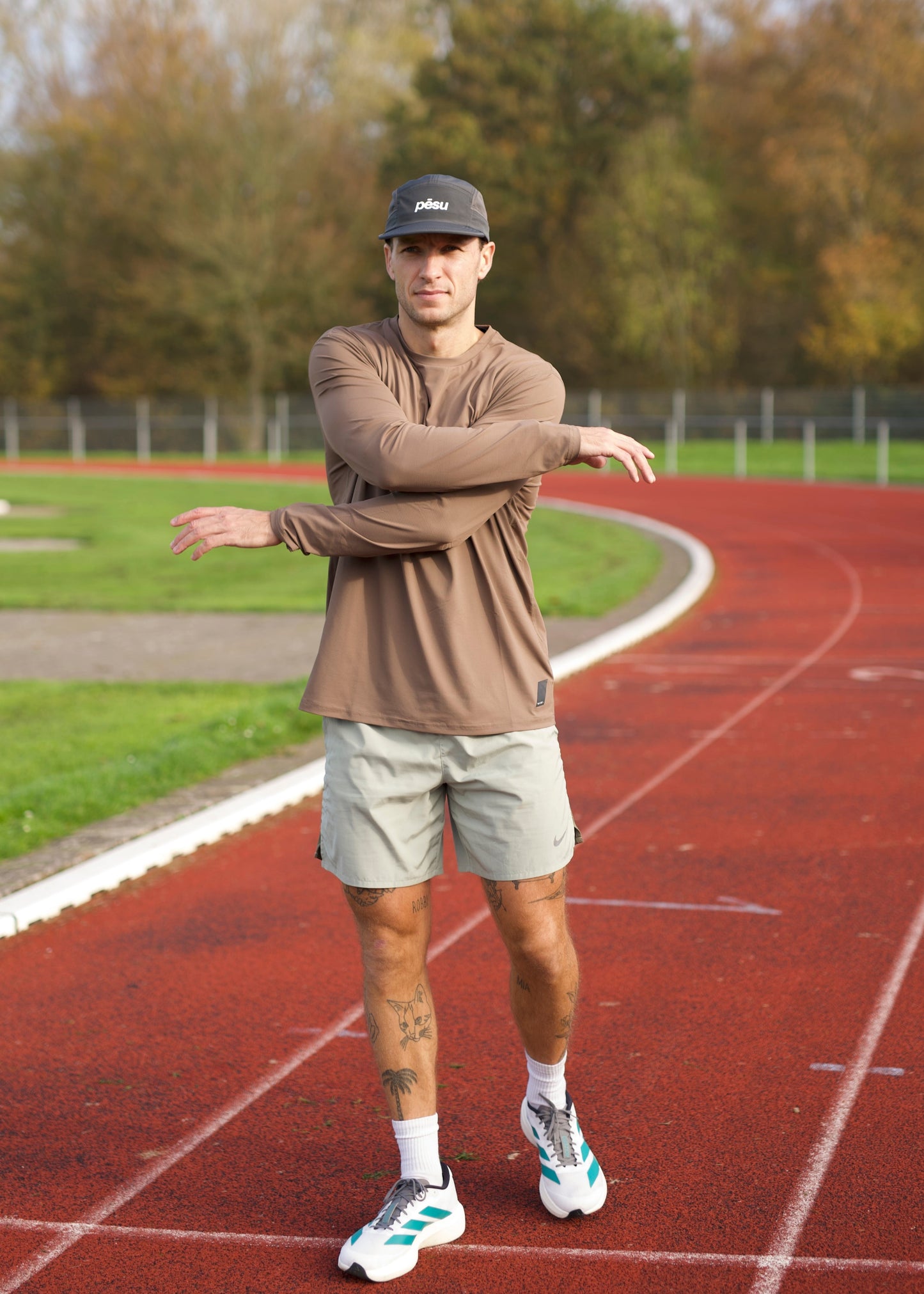 AERO - CHARCOAL GREY