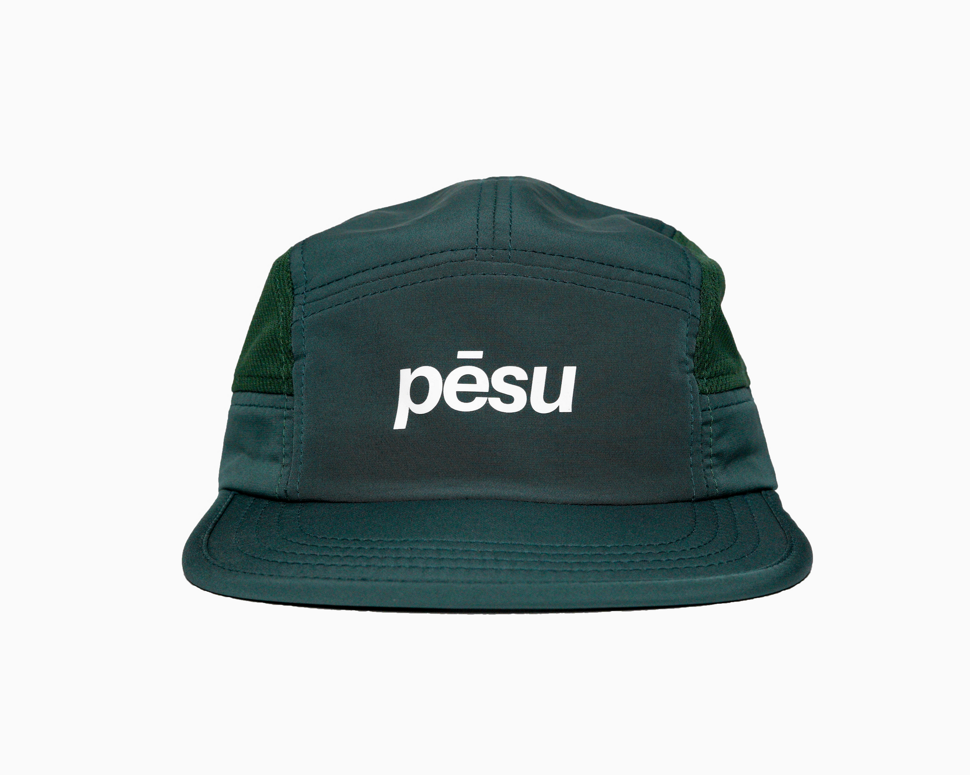 Pēsu teal green lightweight performance 8 panel cap with breathable mesh panels, quick-dry fabric, moisture-absorbing sweatband and minimalist design for sport and lifestyle. White pēsu box logo on frontpanel.